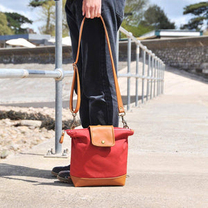 Sustainable handbags and accessories by Lauren Holloway